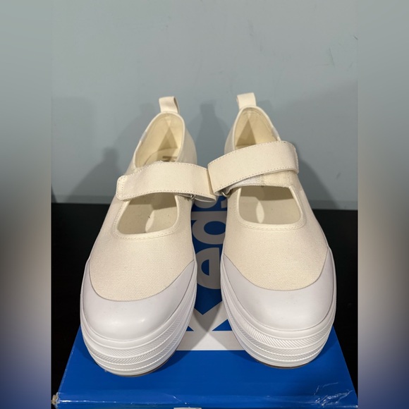 Keds Mary Jane Canvas | Color White | size: 8.5 - Picture 3 of 7